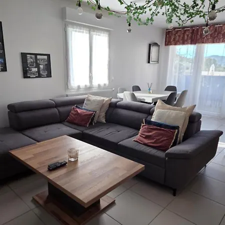 T3 Cosy * Ajaccio (Corsica)