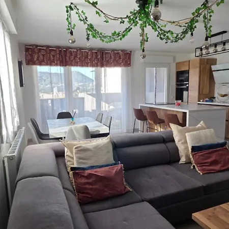 T3 Cosy * Ajaccio (Corsica)