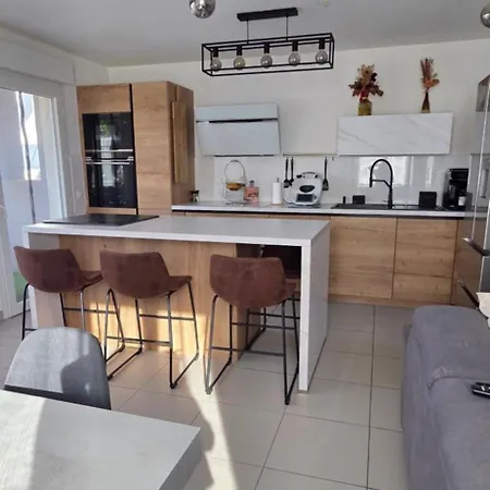 T3 Cosy * Ajaccio (Corsica)